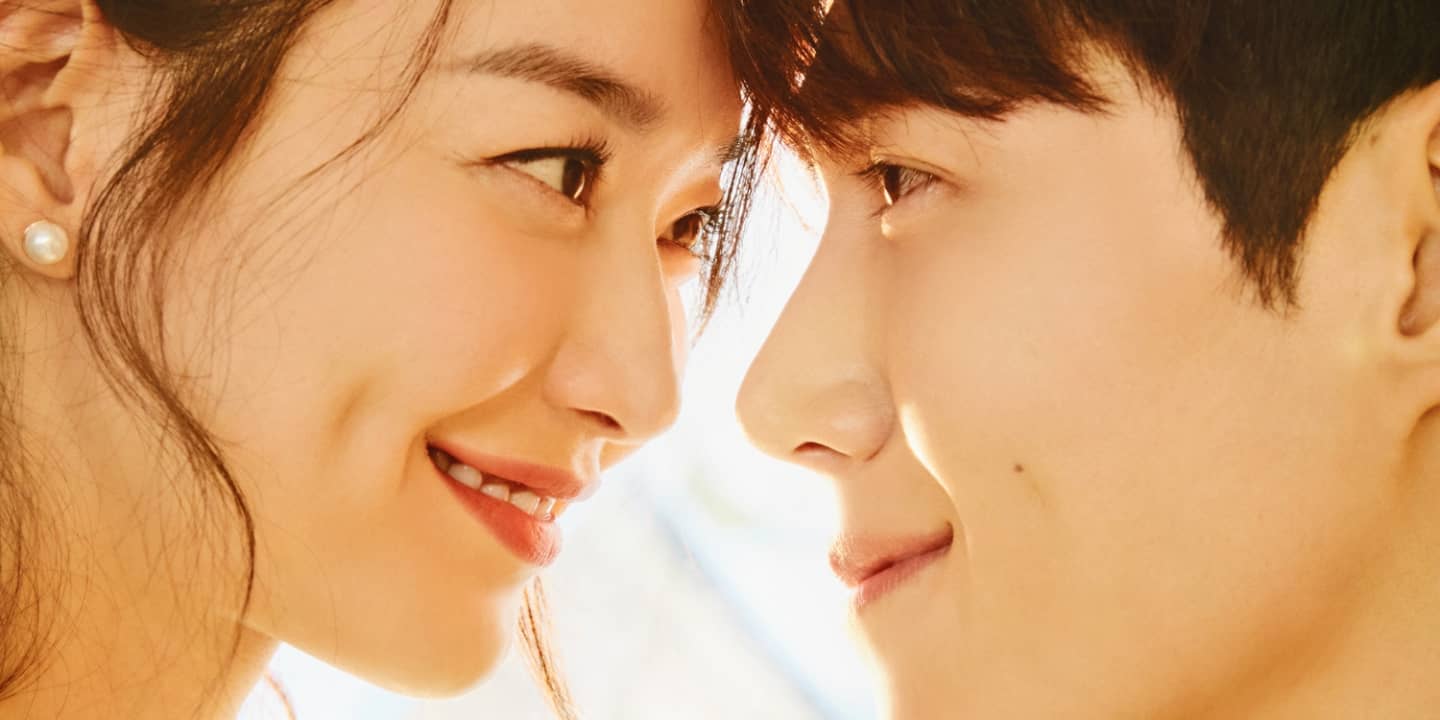 Shin Min-A and Kim Seon-Ho Gaze Into Each Other's Eyes in 'Hometown Cha