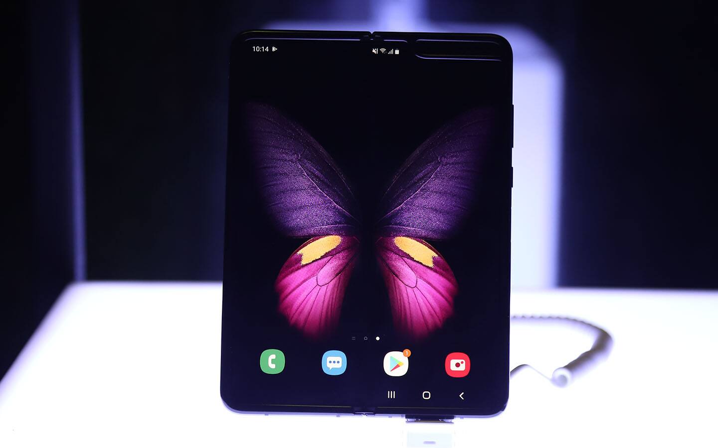 Smart Infinity Launches Galaxy Fold | Metro.Style