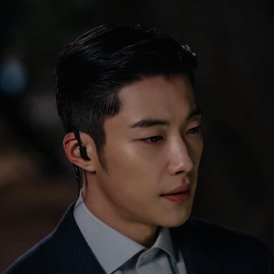 We're Hooked On The King: Eternal Monarch Second Male Lead Woo Do-Hwan,  And We're Sure You'd Be Too!