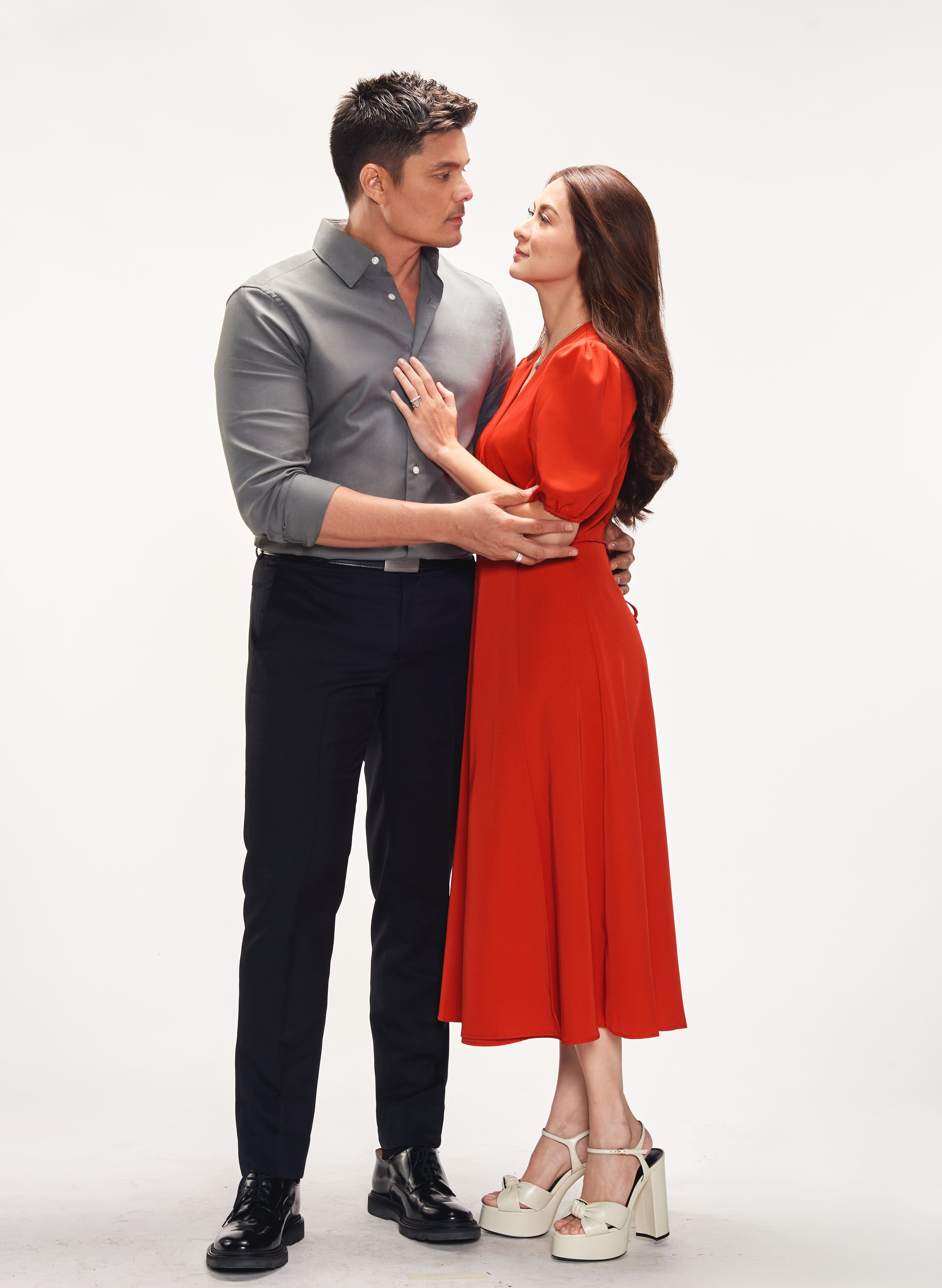 Emotions Pour As Dingdong Dantes And Marian Rivera Make Their Comeback ...