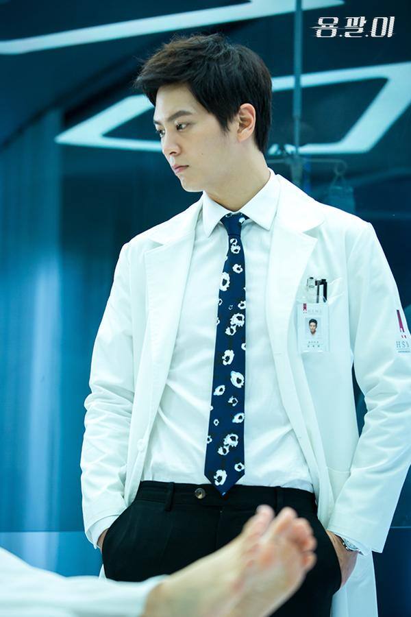 Good-Looking Korean Actors As Doctors In Medical Dramas | Metro.Style