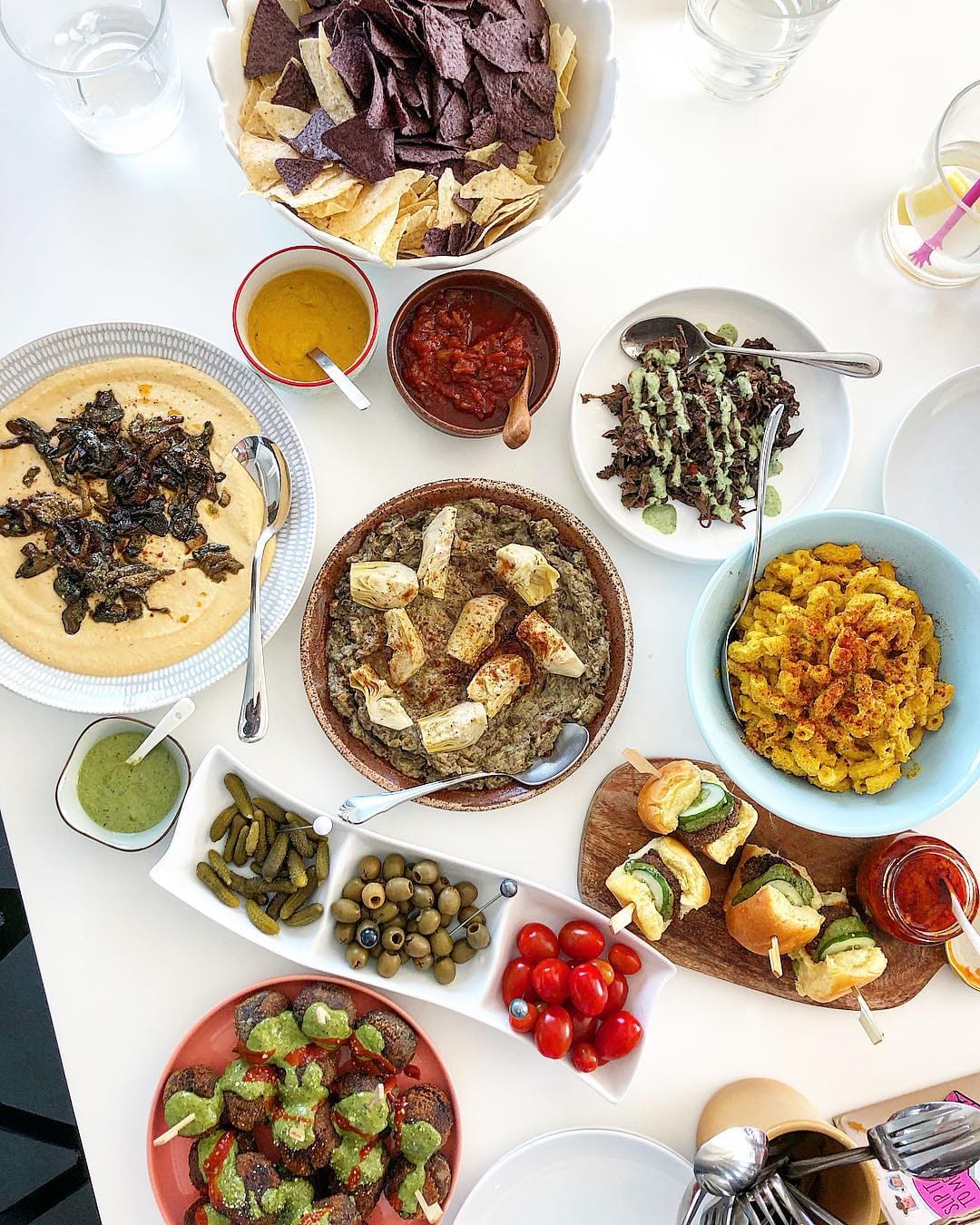 Vegan picnic at home with friends ππ Vegan picnic at home with friends ππ