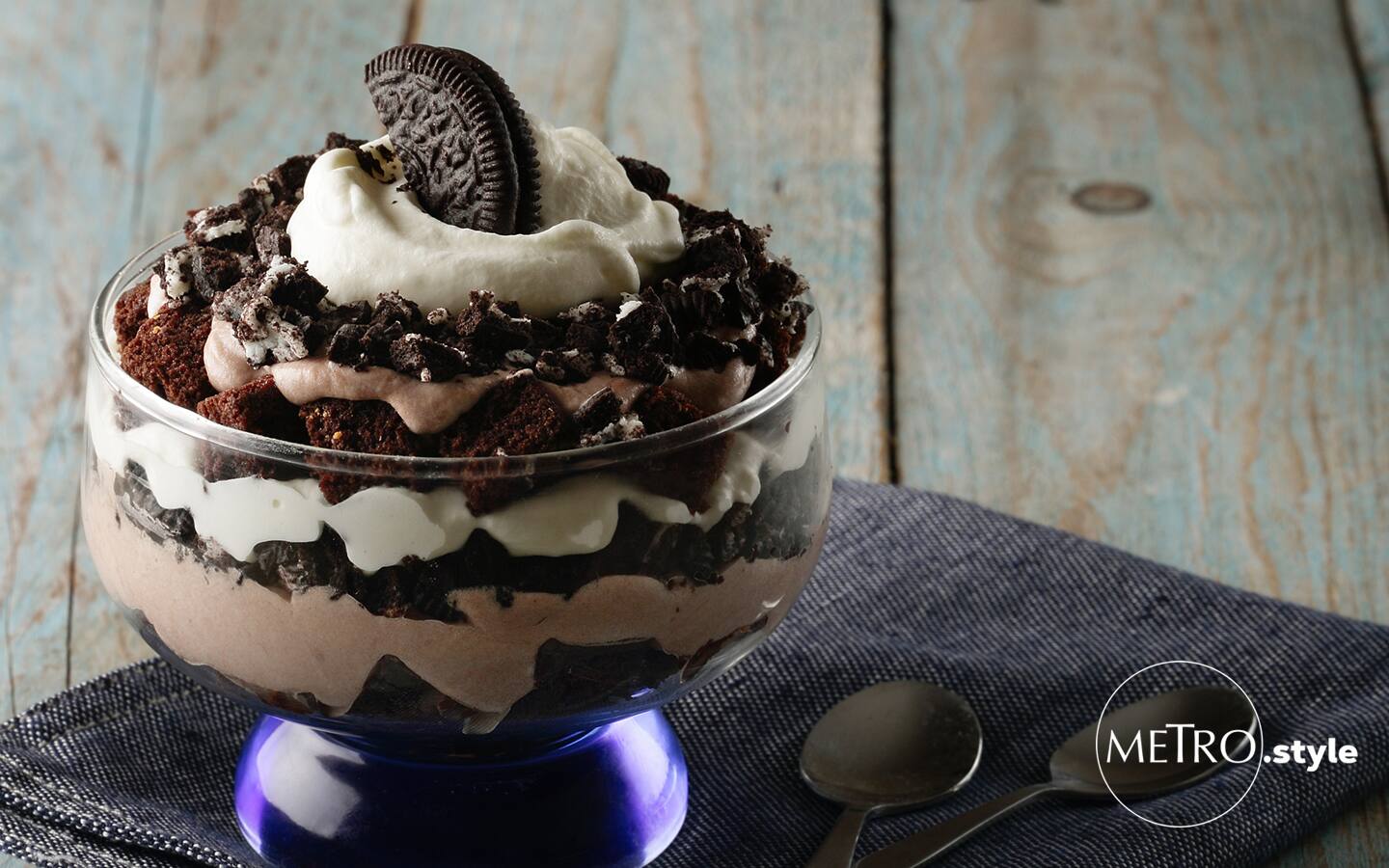 Magical Oreo Brownie Trifle Metro Style