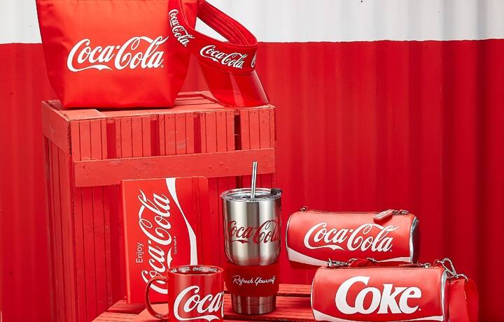 Miniso - La borsa da pranzo MINISOxCoca-Cola consente ai