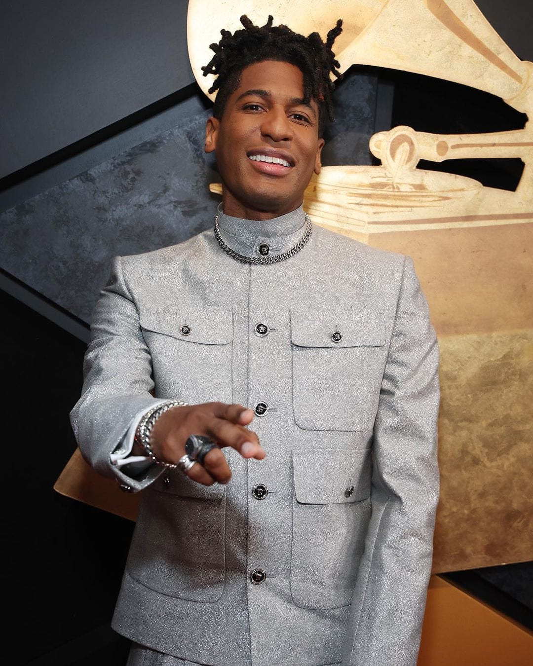 Grammys 2024: Celebrities on the Red Carpet