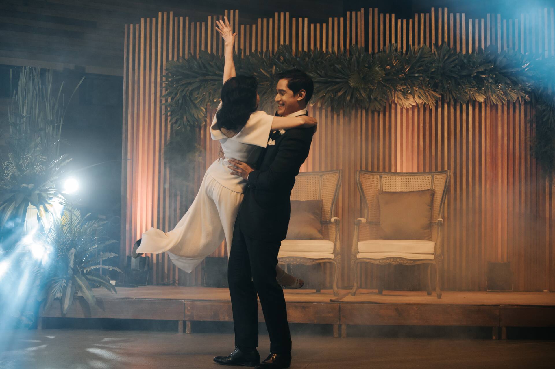 realweddings victor basa stephanie dan botanical 0