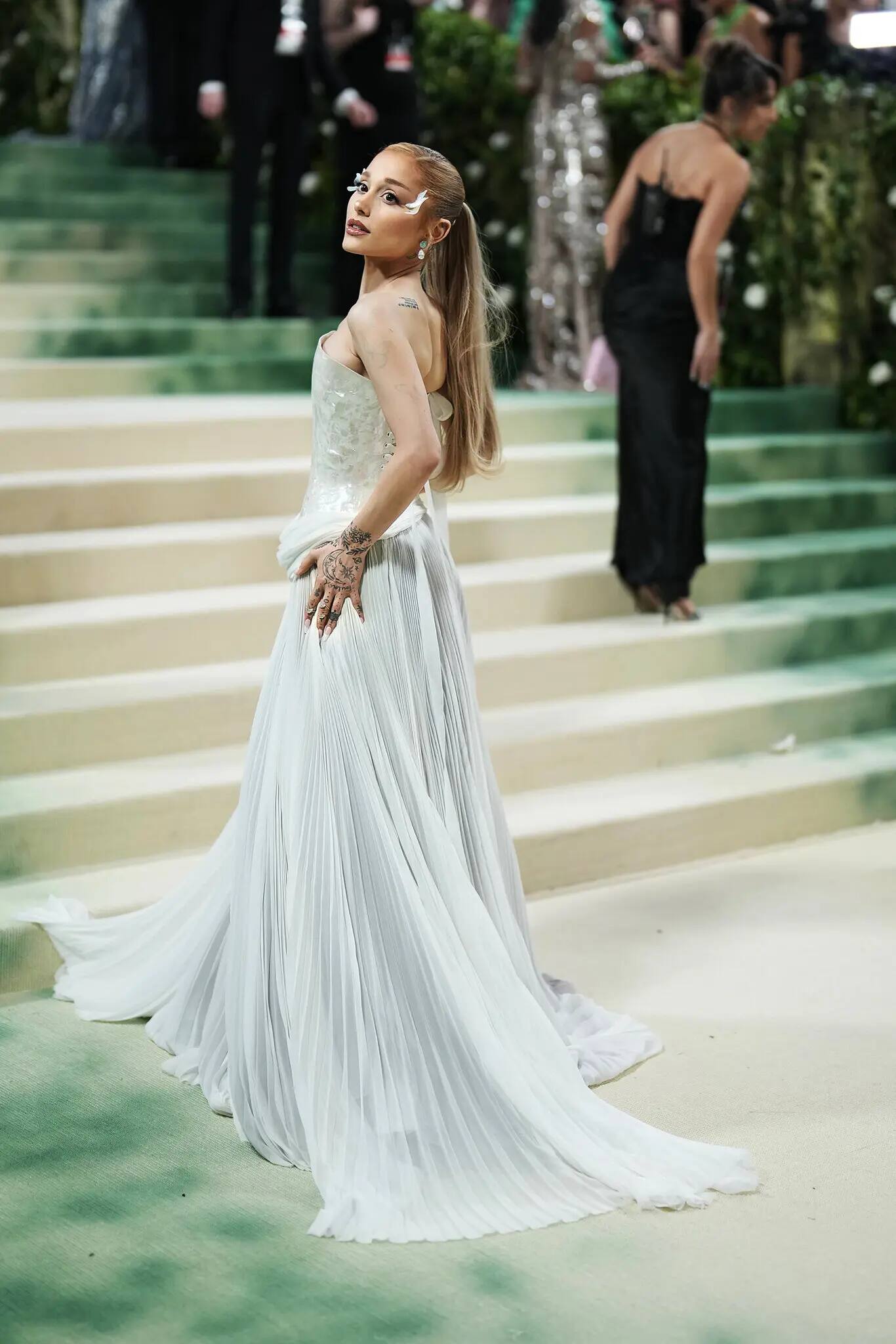 Met Gala 2024: Celebrities on the Red Carpet