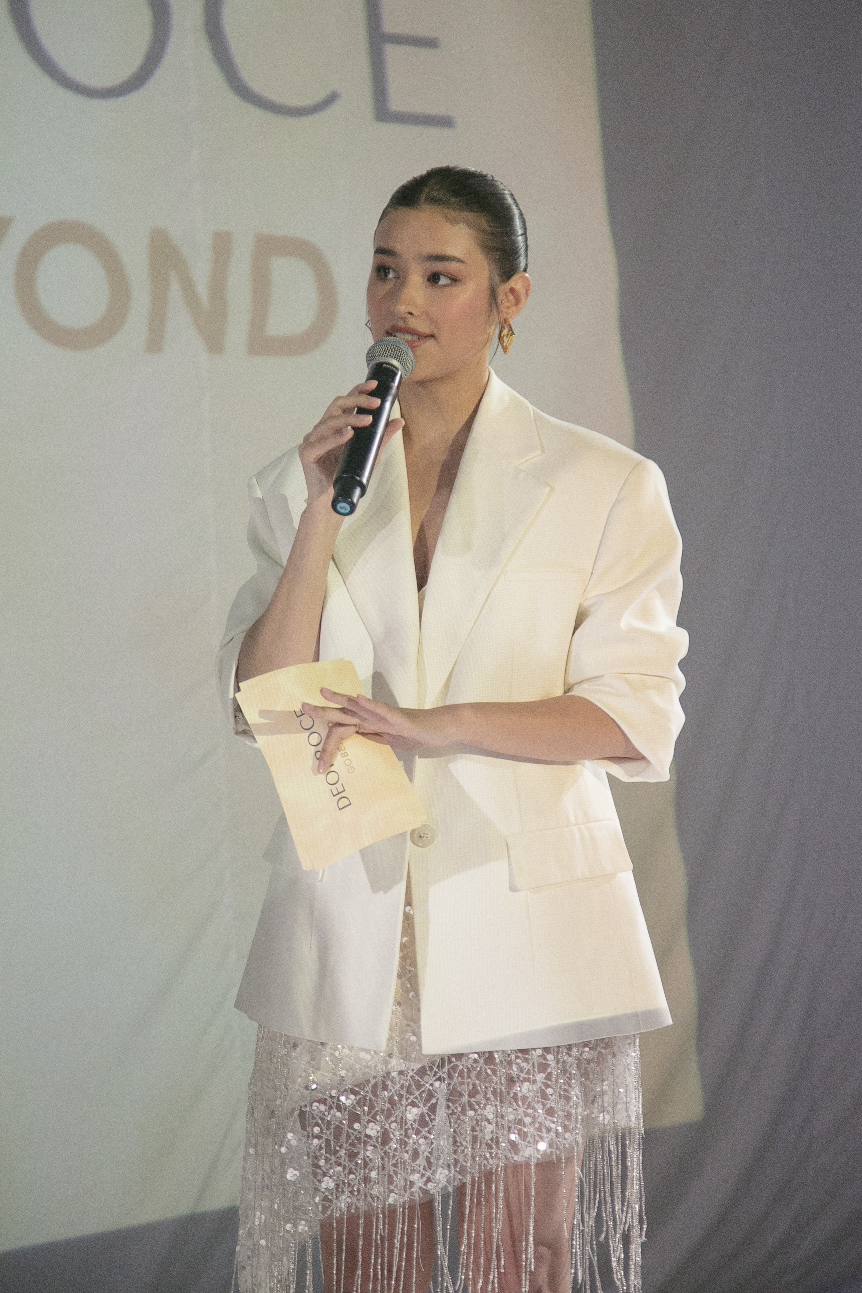Liza Soberano at Deoproce