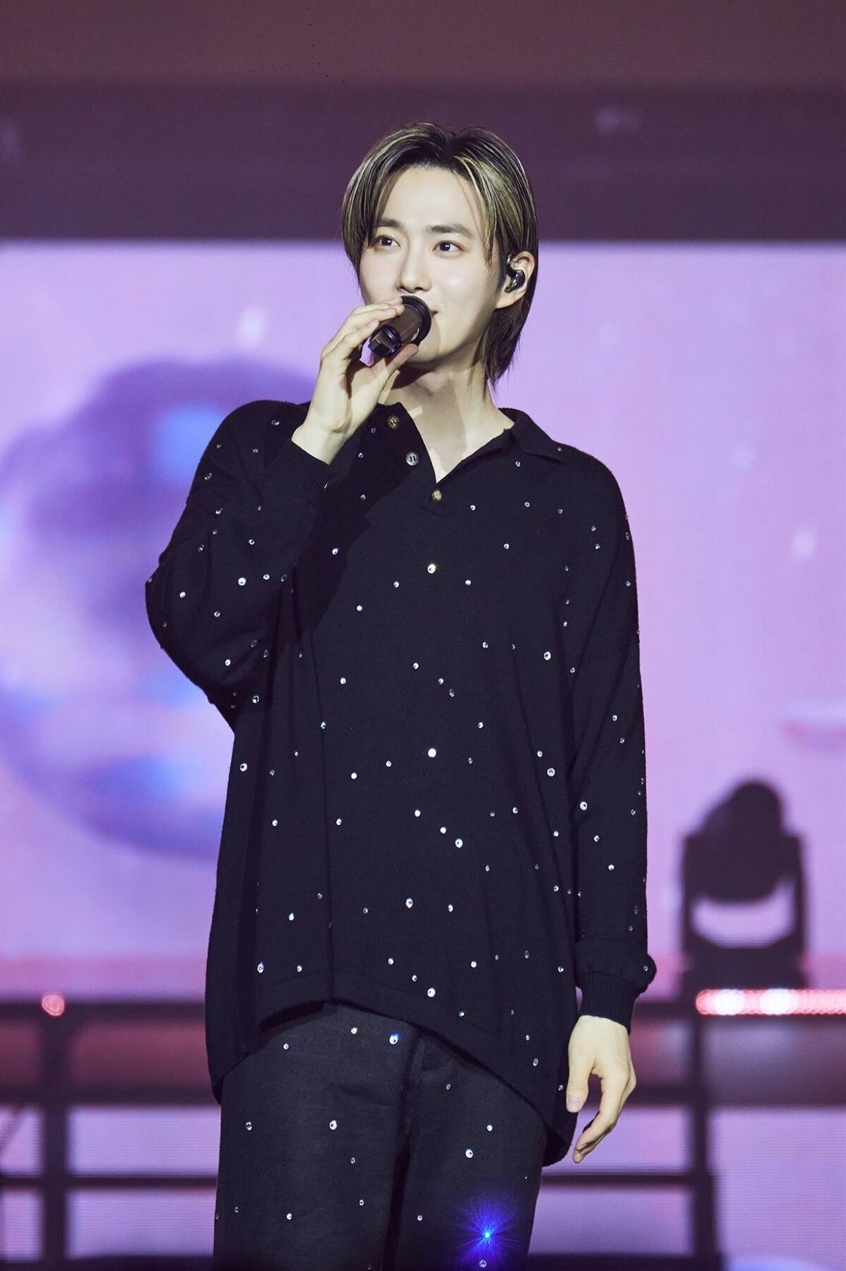 EXO