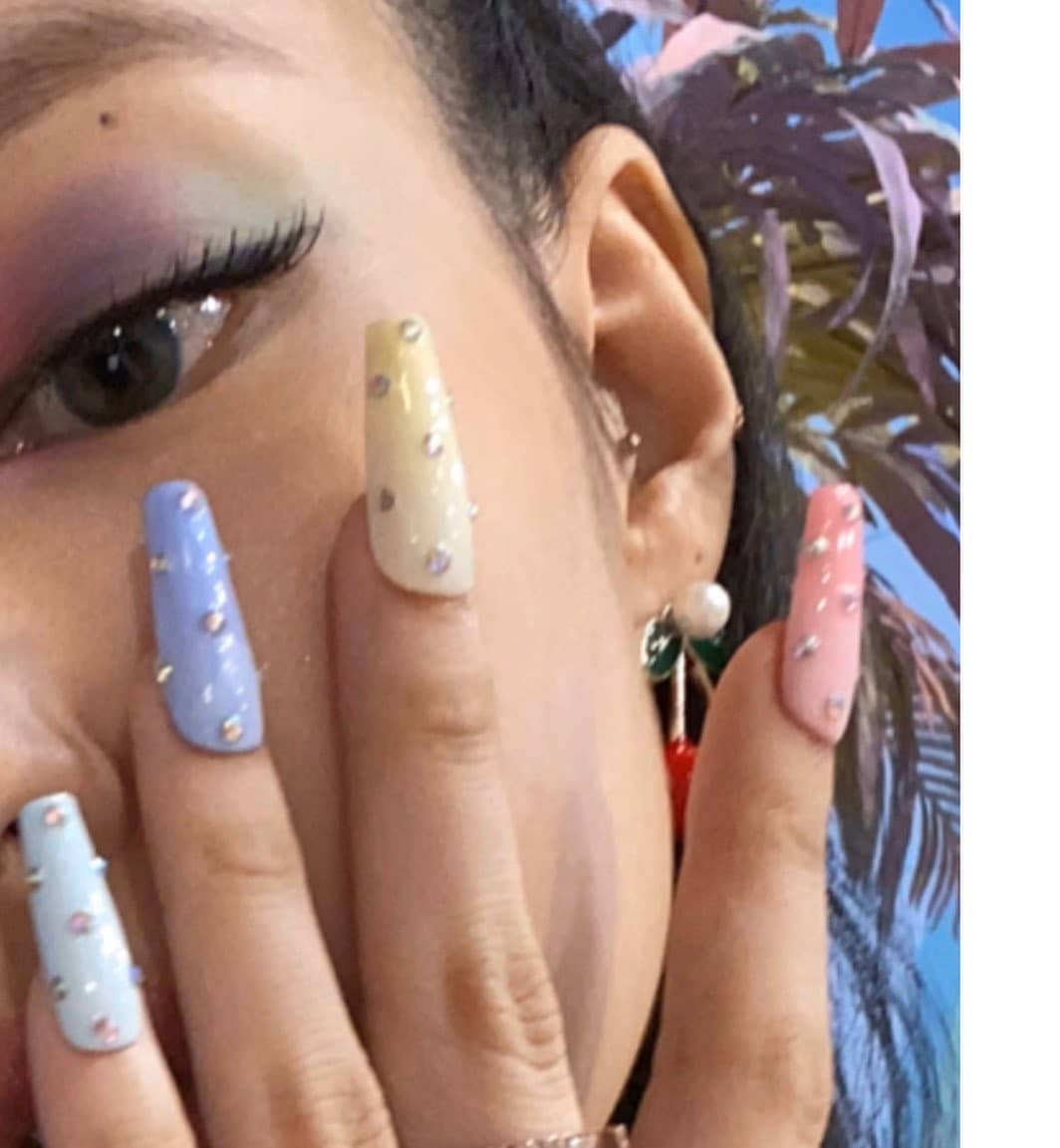 LOOK! Check Out The Customized Nails For BLACKPINK's Ice Cream Music