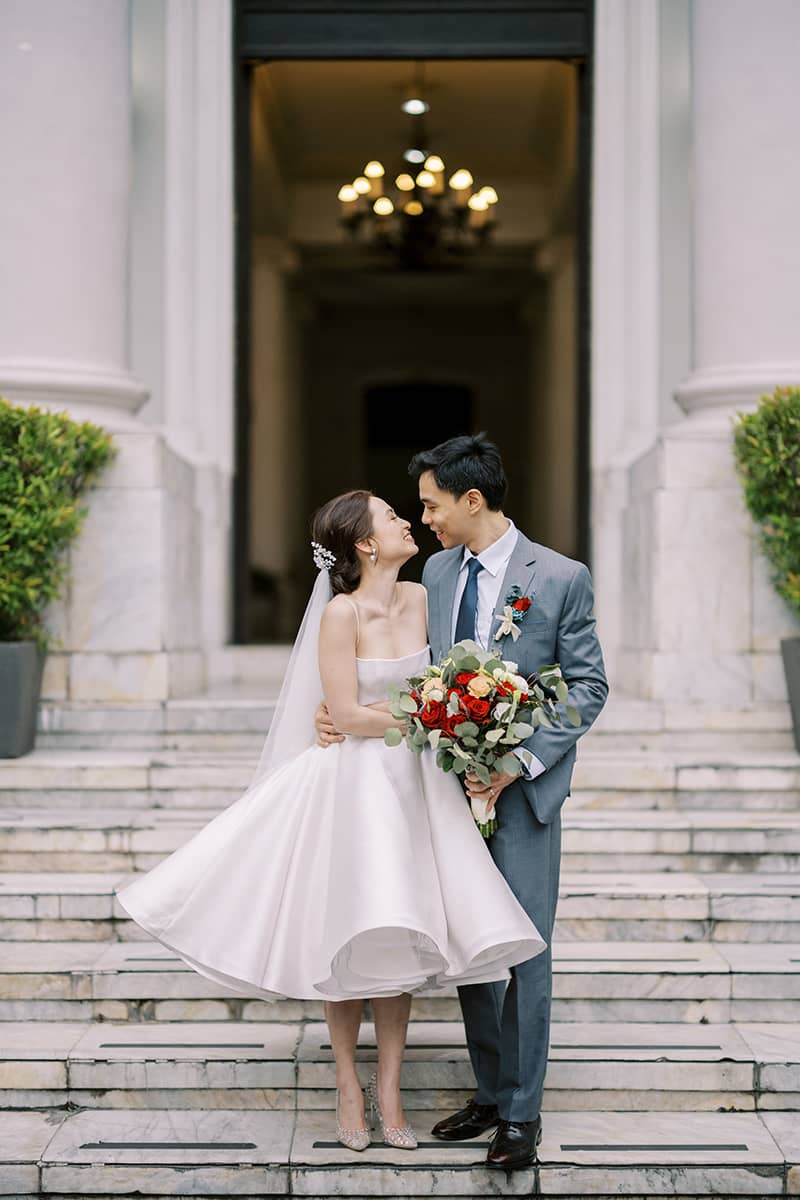 RealWeddings This Couple s Civil Ceremony Is The Perfect Example Of A Classy Intimate Wedding Metro.Style