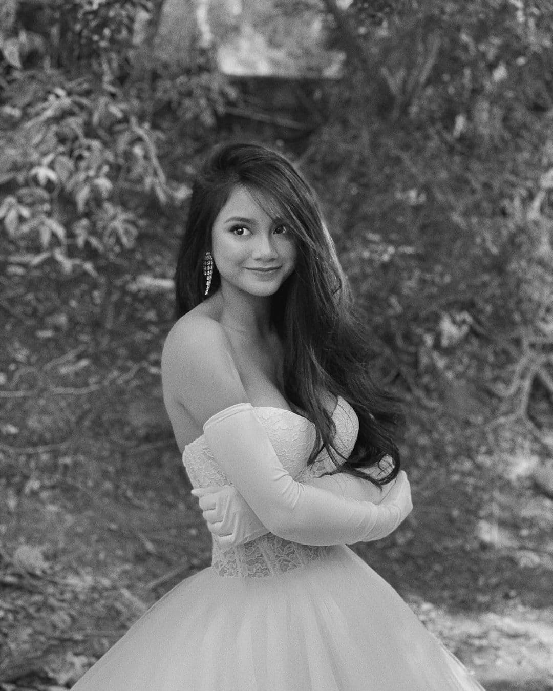 Ylona in her custom LightShineWhite gown. Ylona in her custom LightShineWhite gown.
