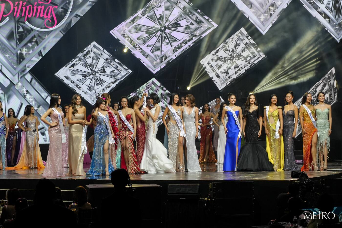 The announcement of the winners of the special awards