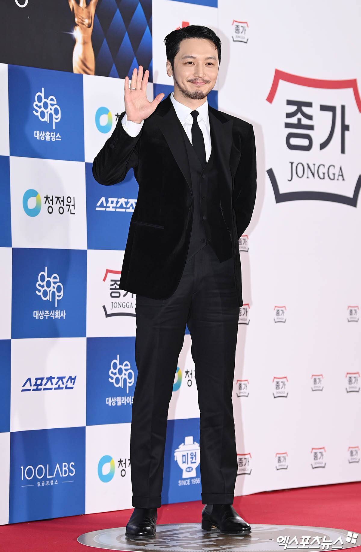 The Star-Studded Blue Dragon Film Awards 2022