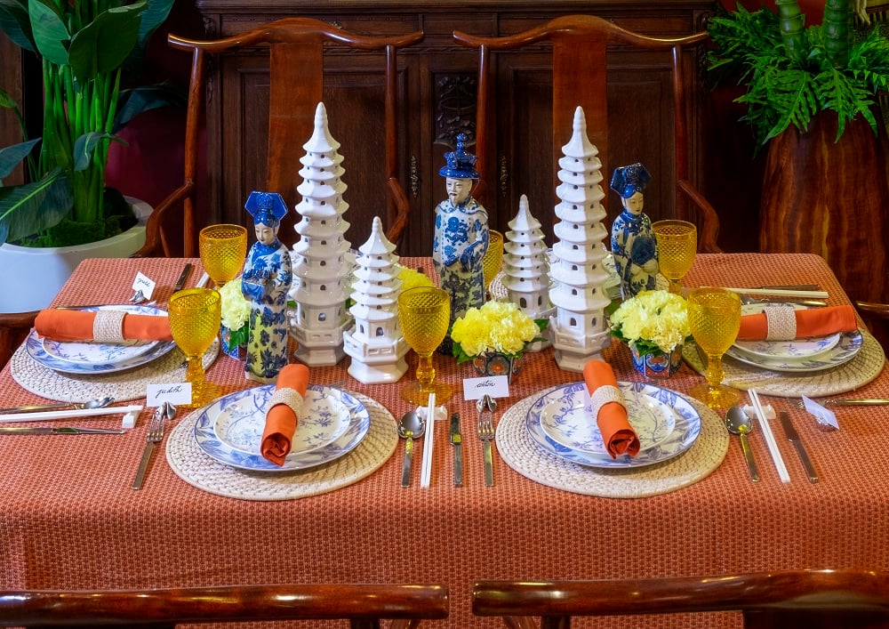 Chinoiserie Cheer: Here's How to Set Up Your Table for Chinese New Year