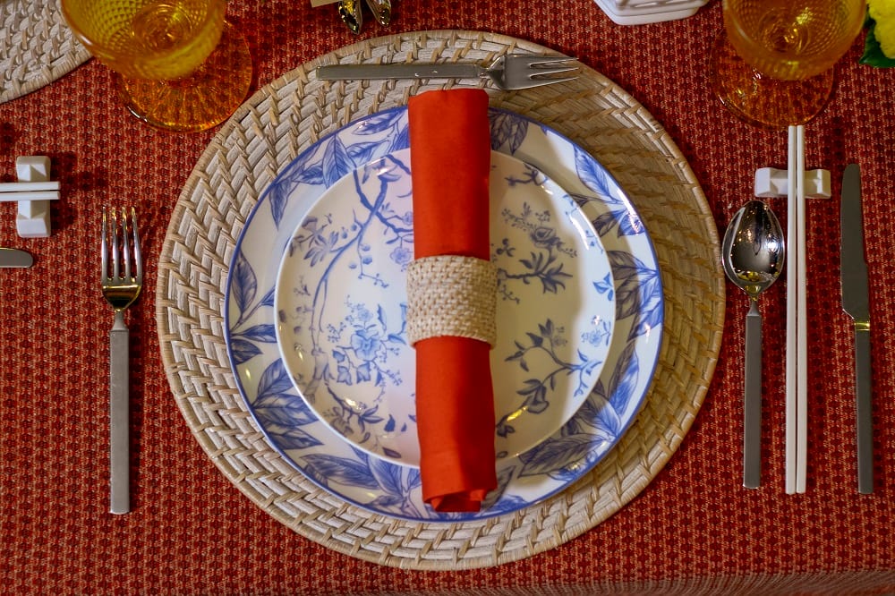 Chinoiserie Cheer Here's How to Set Up Your Table for Chinese New Year