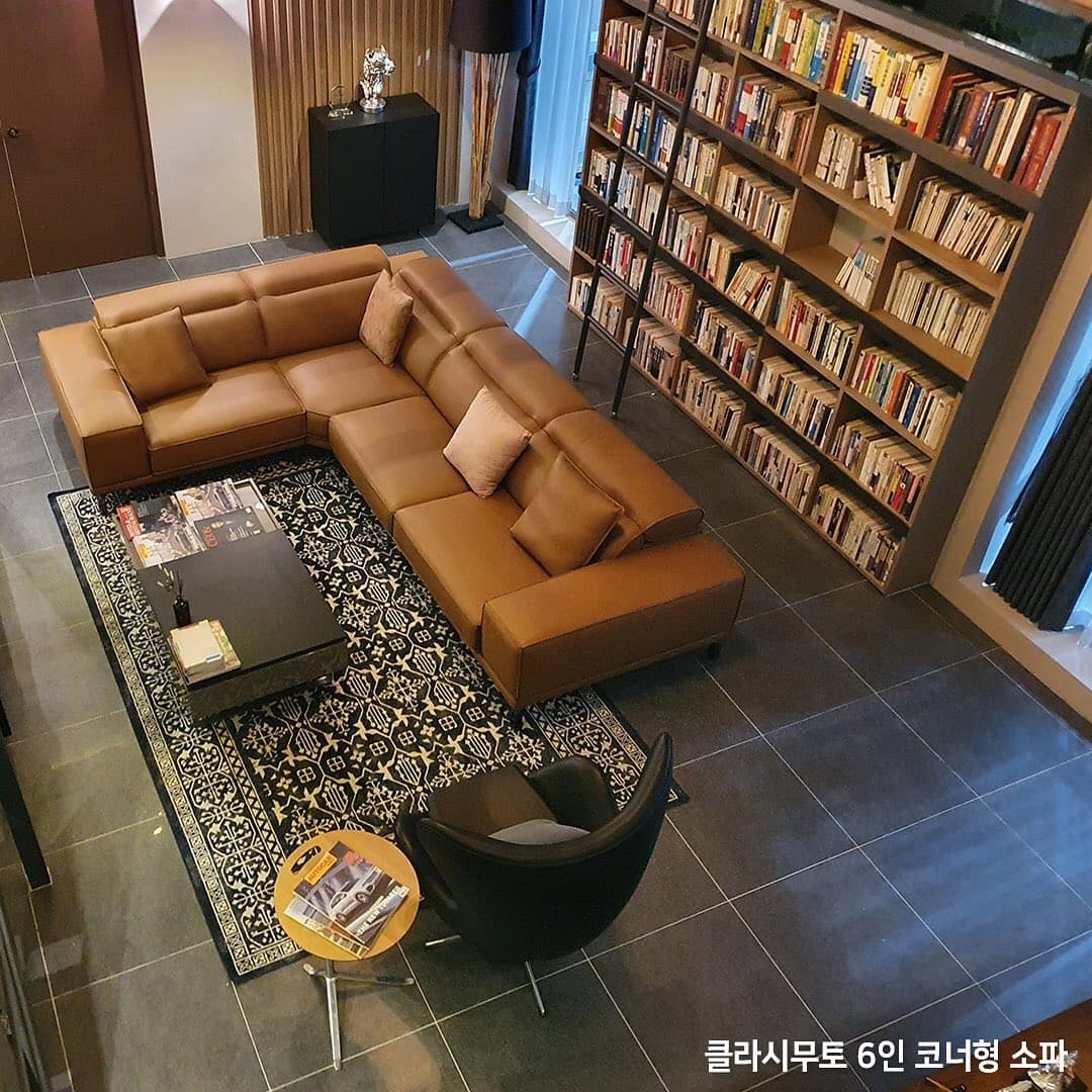 Meet Jakomo, The Furniture Brand KDrama Production Designers Love