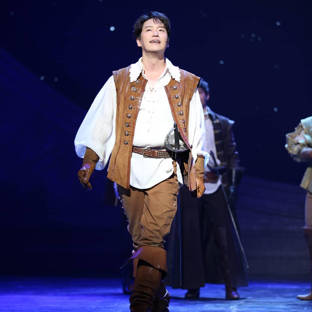 korean actors or kdrama stars who are also thespians