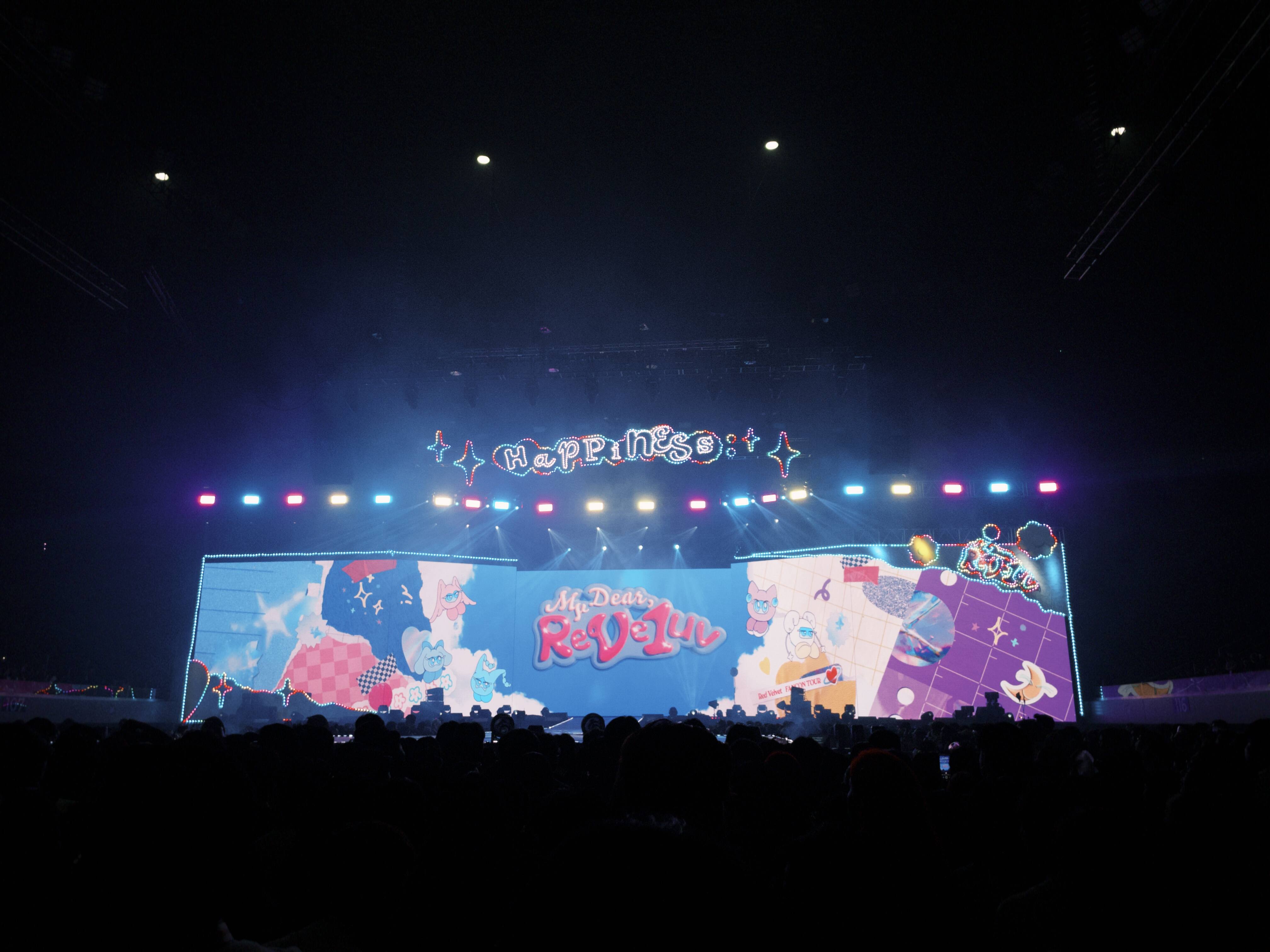 The stage at the Manila stop of Red Velvet’s 10th anniversary tour.