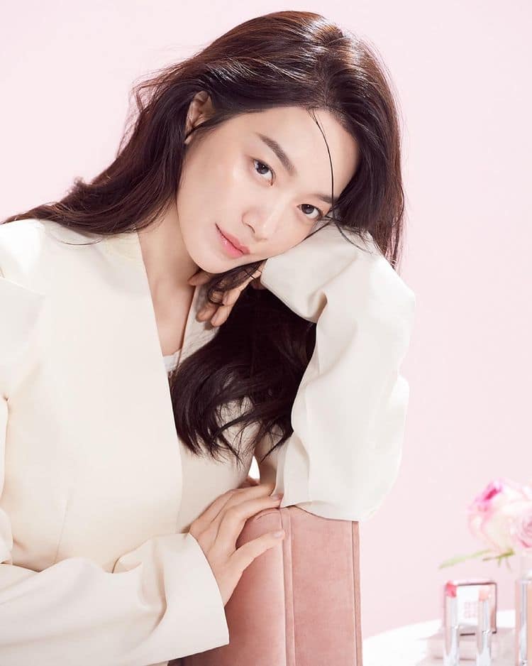 Korean Actors And Actresses Who Put Up Their Own Entertainment Or