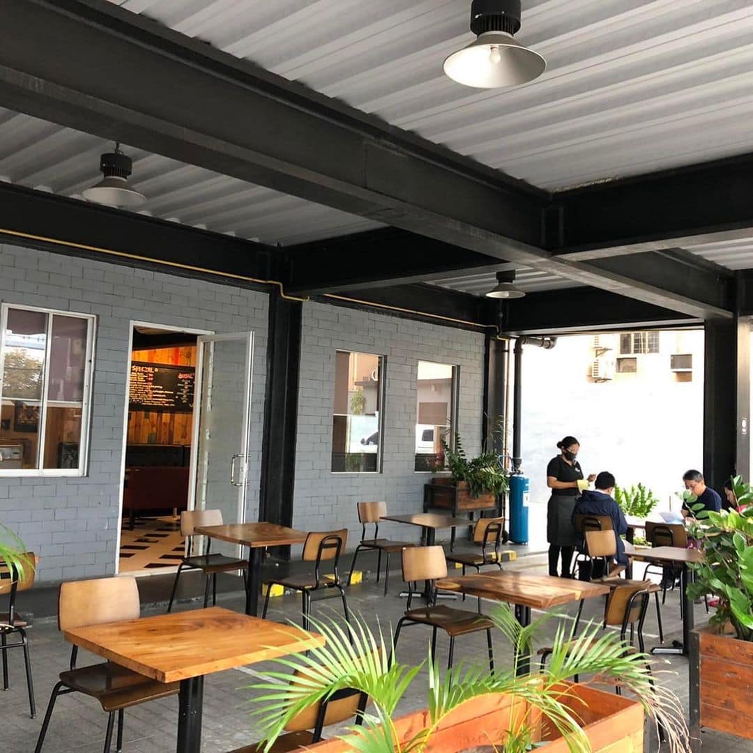 18 Best Restaurants With Outdoor Dining In Manila Metro.Style