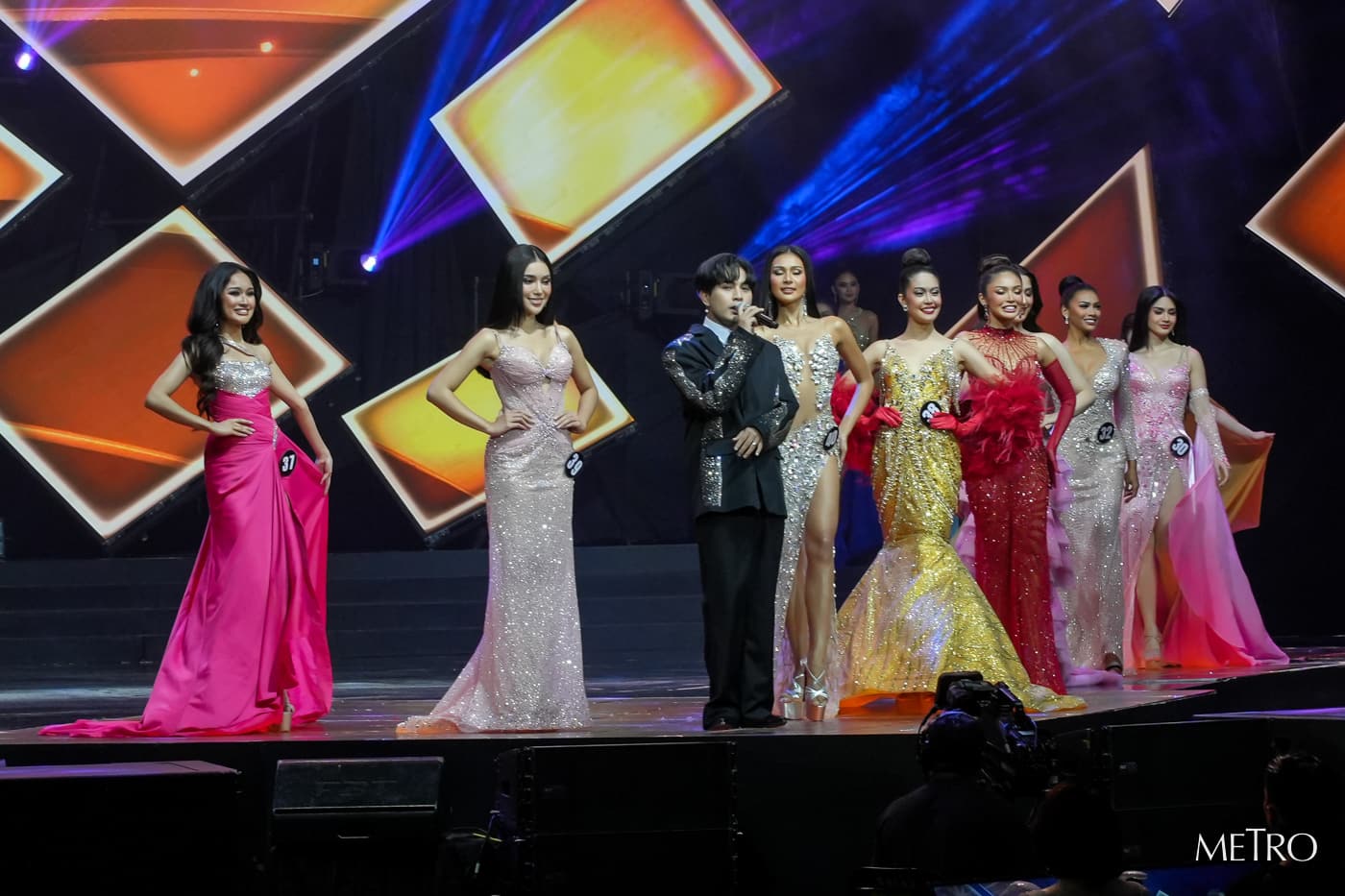 Maki performed during the 60the Binibining Pilipinas evening gown segment
