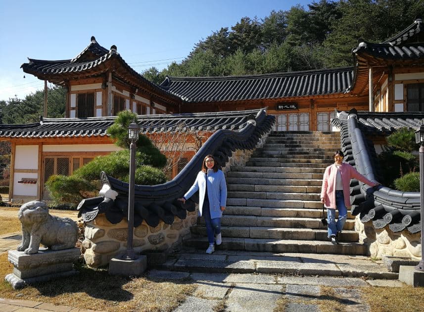 Watch Marjorie And Julia Barretto Experience The Food Of Gangwon Do South Korea Metro Style