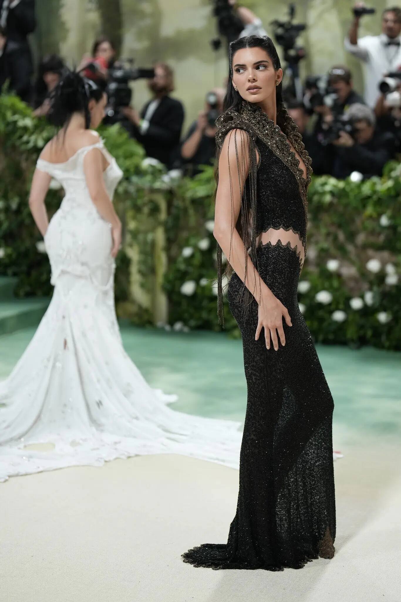 Met Gala 2024: Celebrities on the Red Carpet