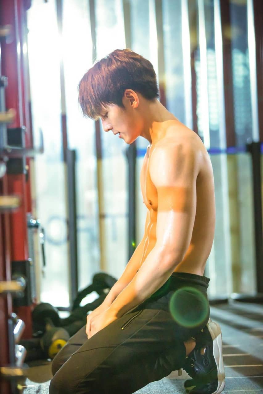 ji chang wook abdominaux