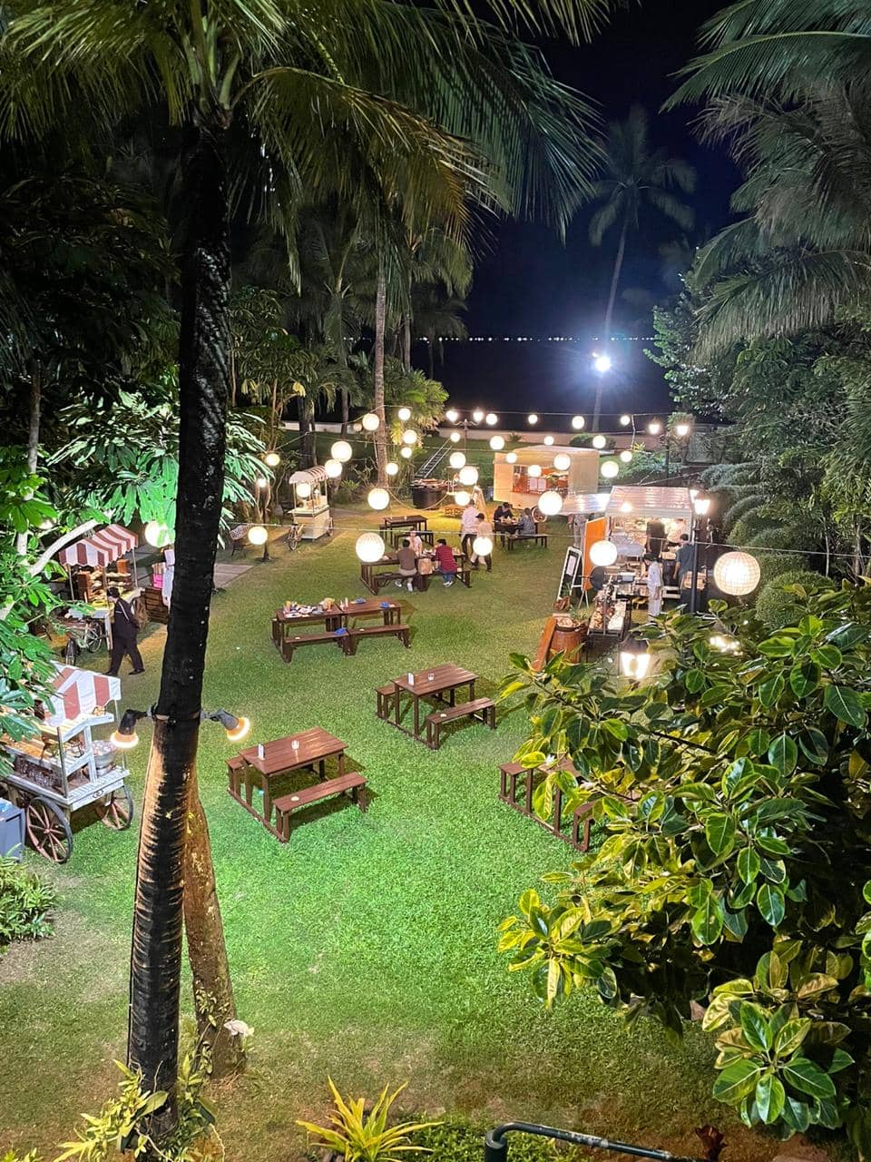 Sunset Bar S Food Truck Festival Is The Perfect Venue For Al Fresco Dining This Weekend Metro Style