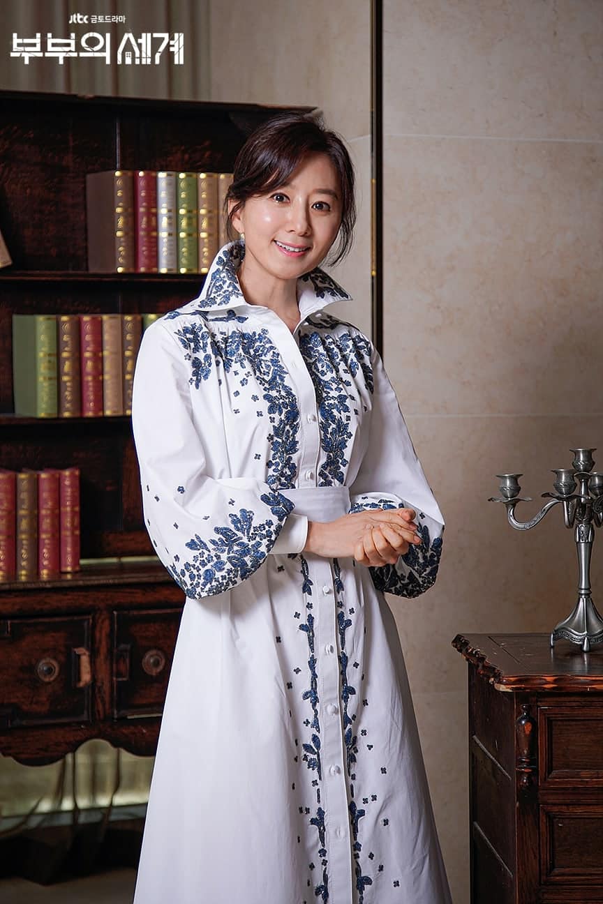 Get To Know Trending Actress Kim Hee-Ae From "The World Of The Married