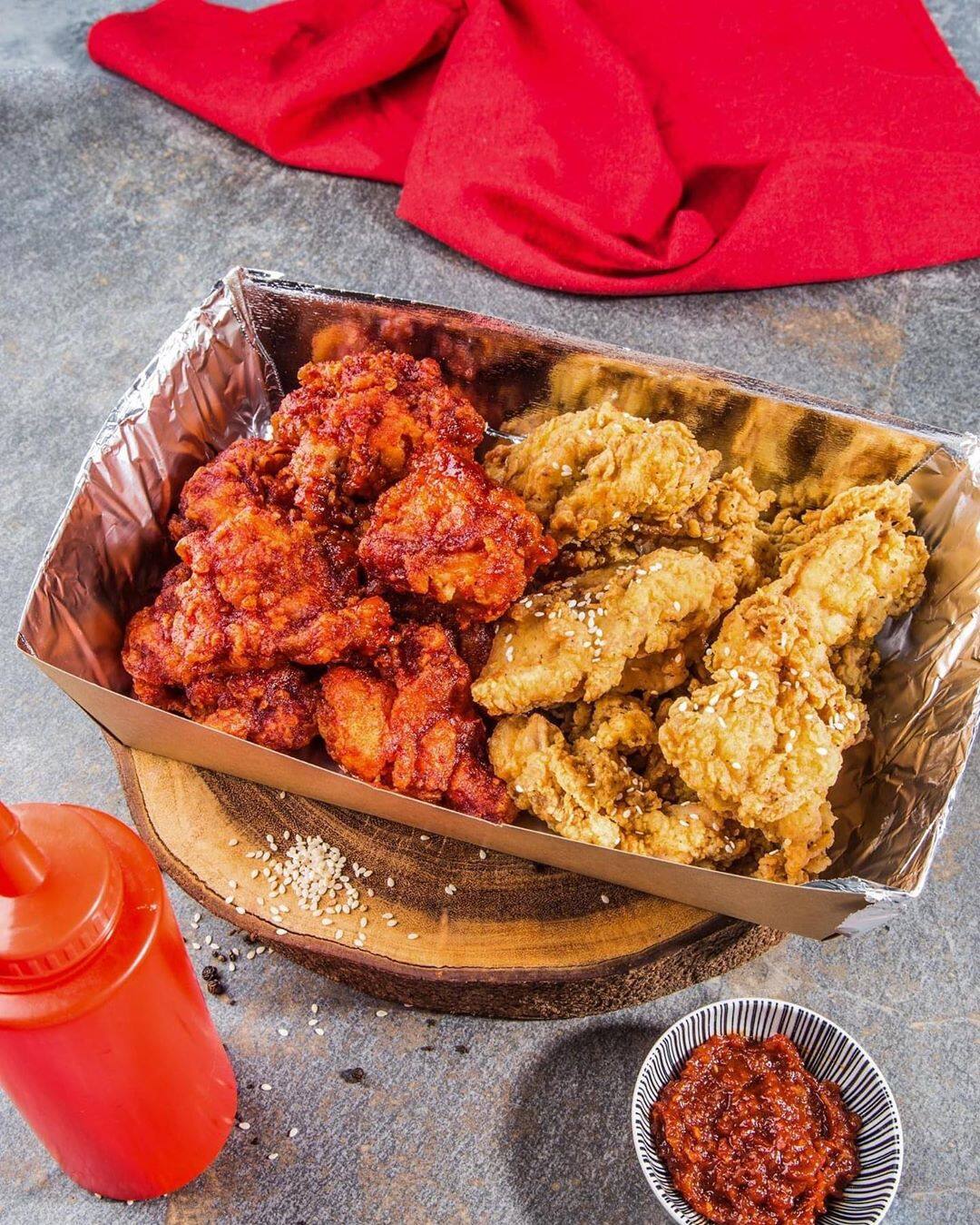 Editor's Picks: 10 Seriously Addicting Korean Fried Chicken To Fall In