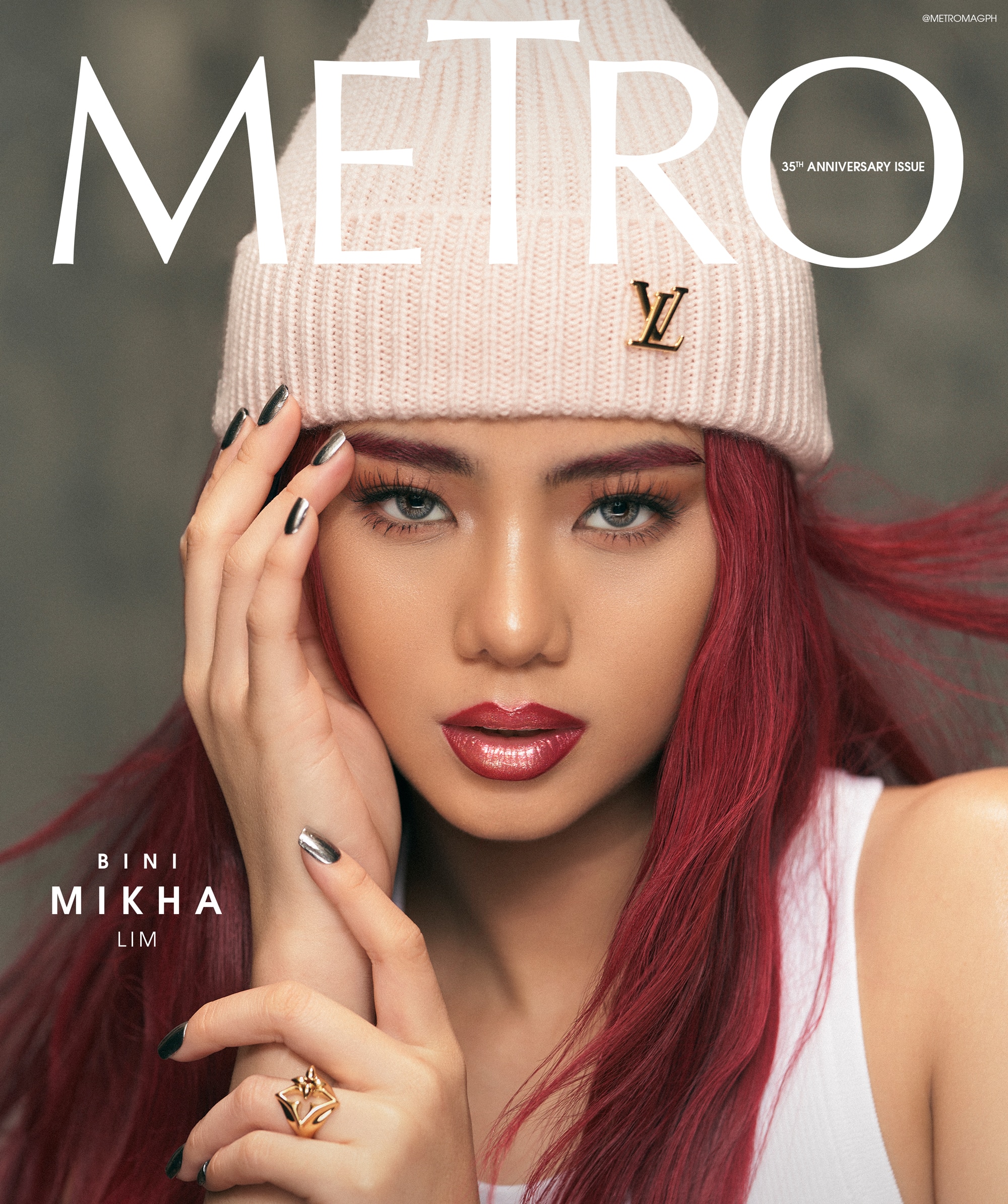 BINI Mikha on Metro