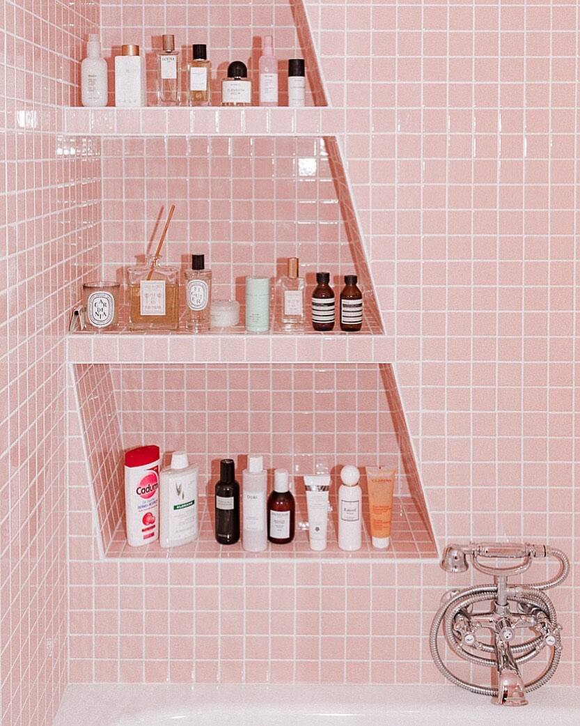Curated bathroom shelf, anyone? Curated bathroom shelf, anyone?