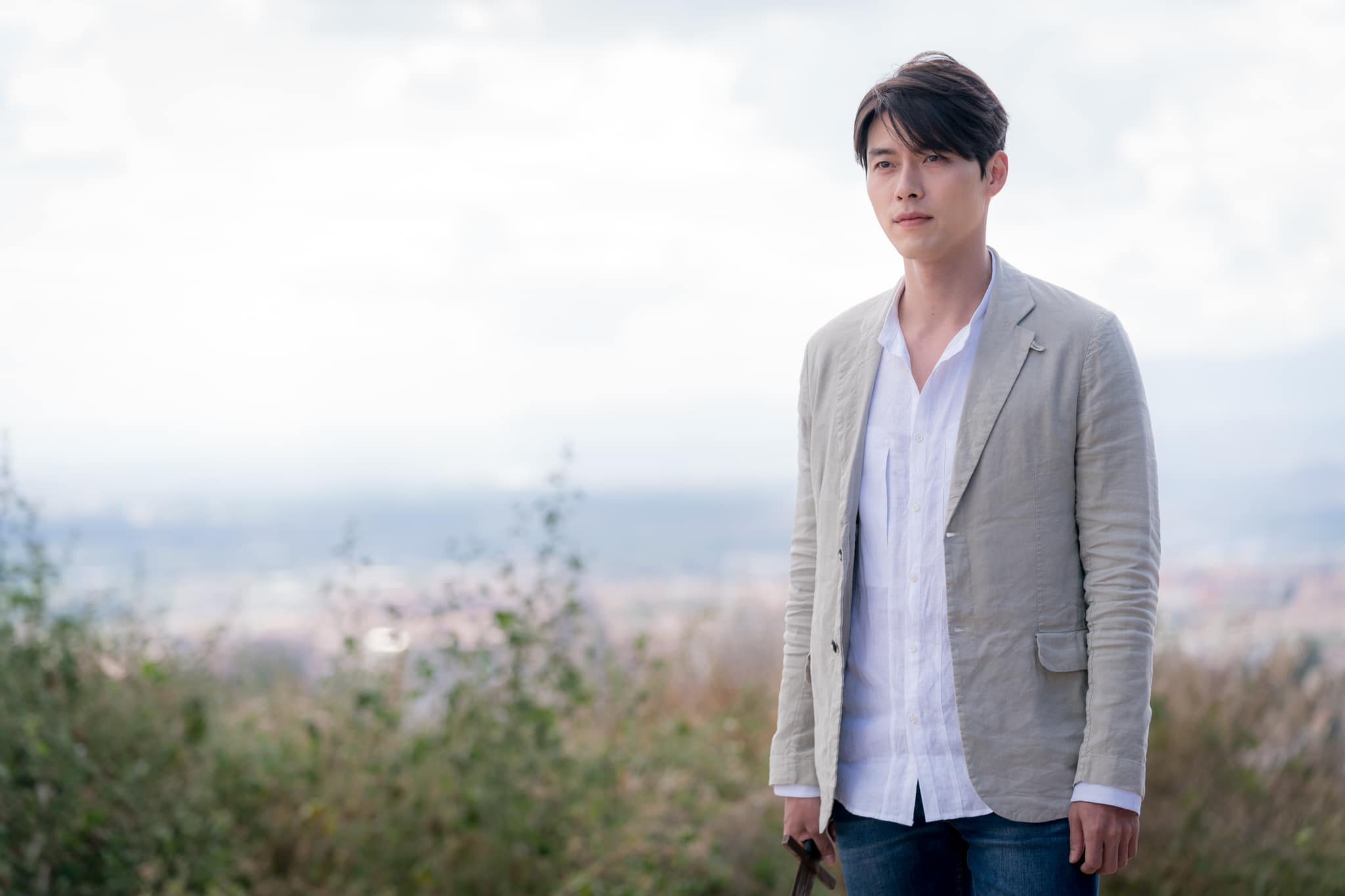Hyun Bin in "Memories of the Alhambra" Hyun Bin in "Memories of the Alhambra"