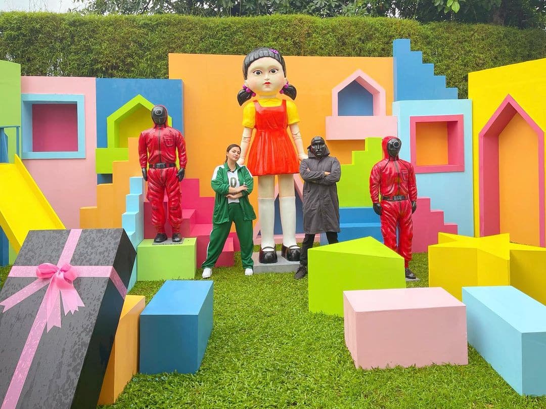 Angel and Neil's "Squid Game" Halloween Party Metro.Style