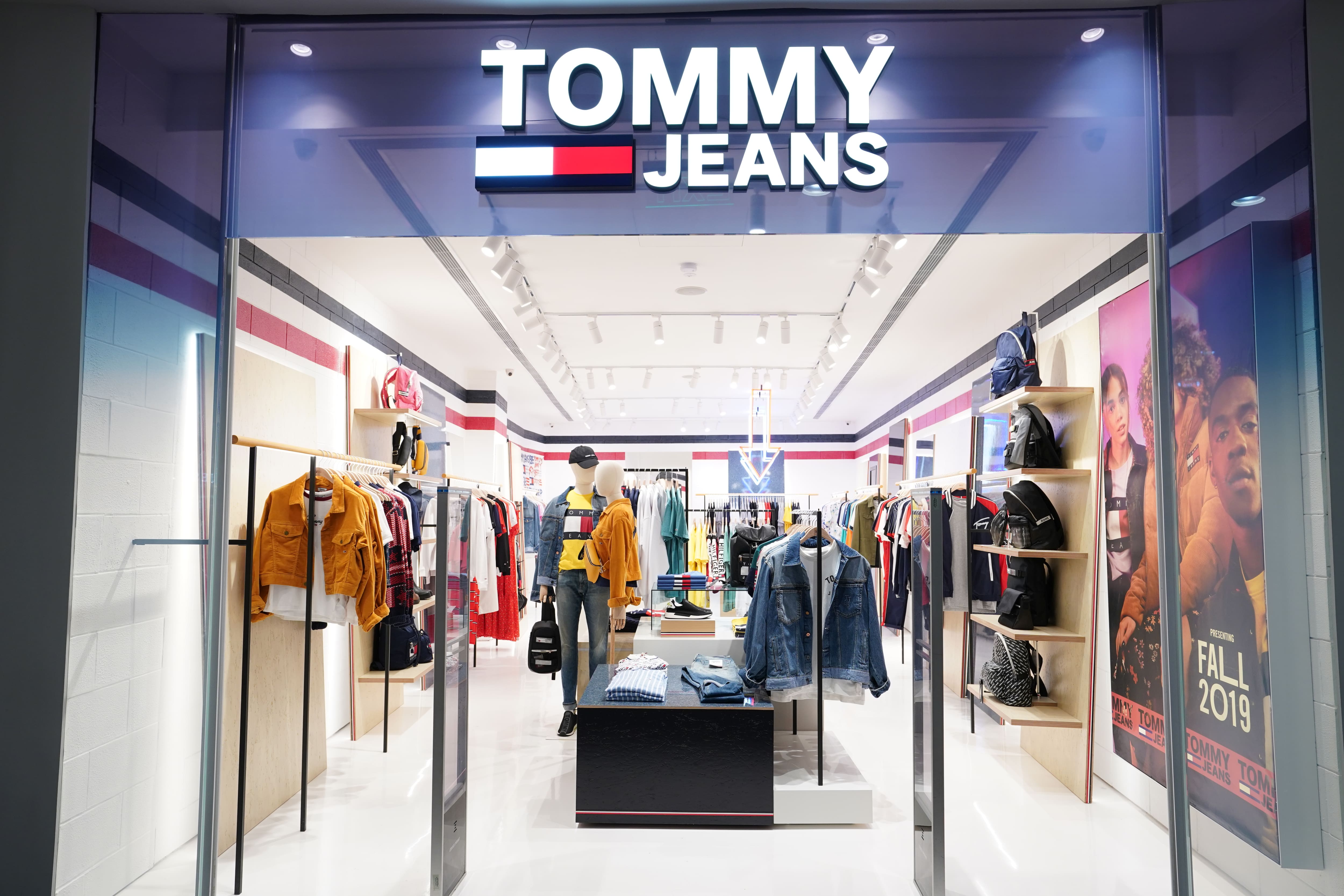 tommy hilfiger mall of asia